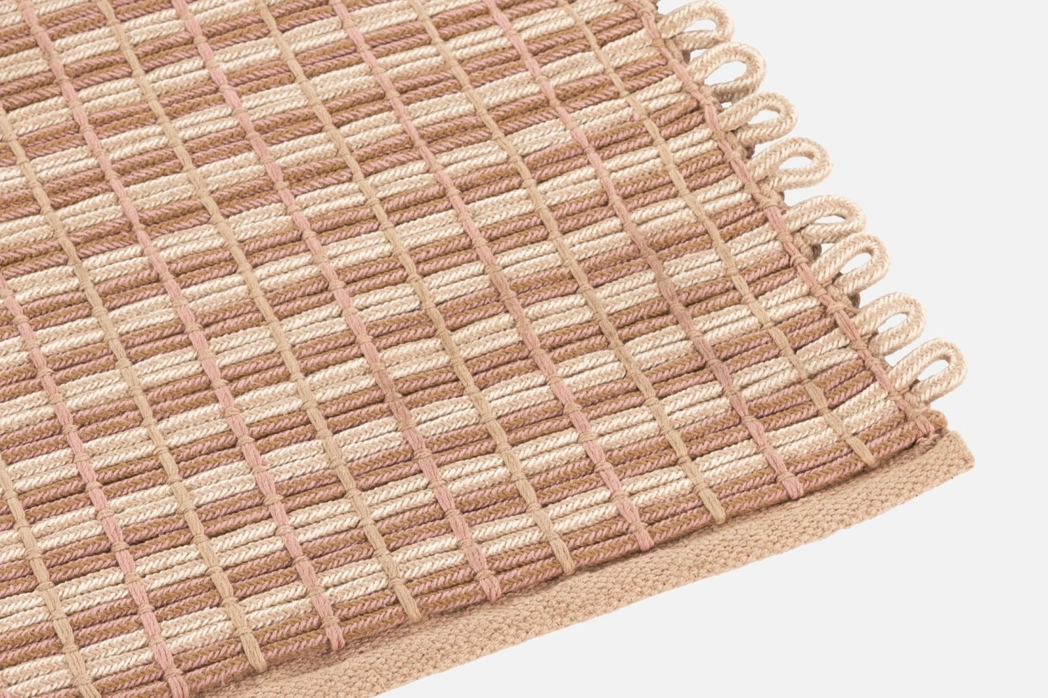 30488_Rope_Rug_Medium_Rose_Quartz_02.jpg Pauline Deltour Rope Rug Medium