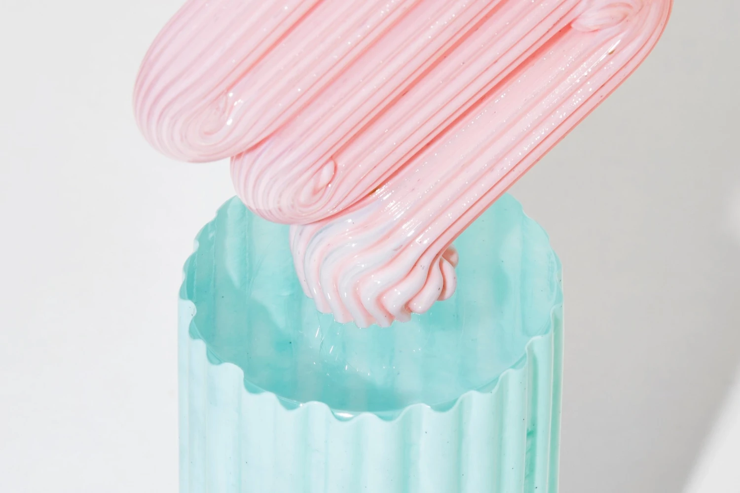 70032CeladonBase_PinkSwirl03.jpg Rasmus Nossbring Monument