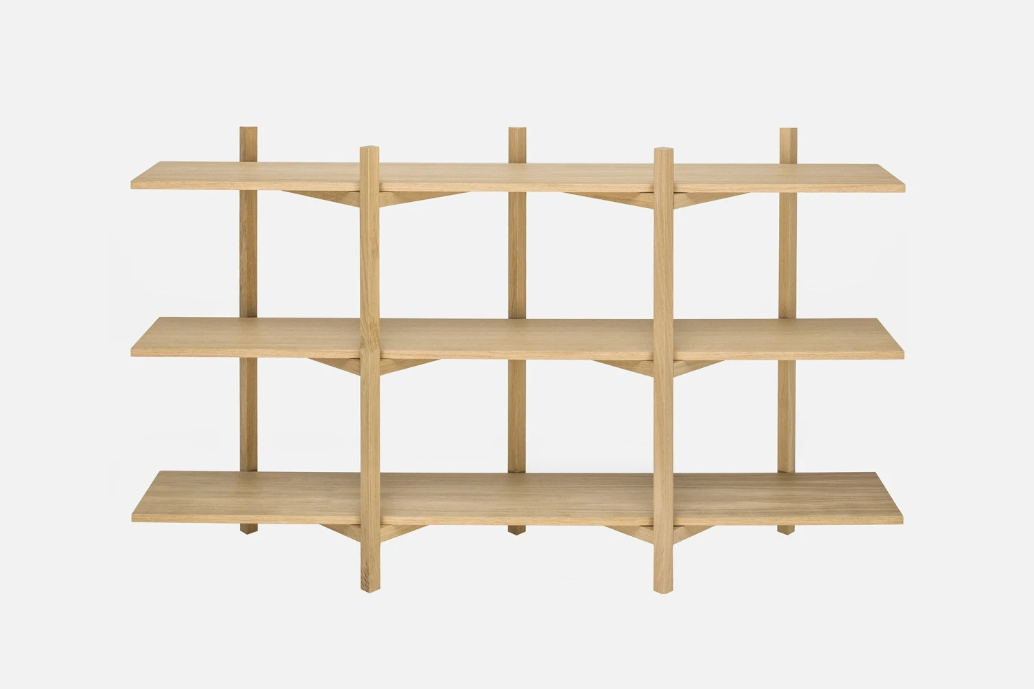 Hem-Packshot-June2016-photo-Ernest_Winczyk-105_copy_9e2fa985-dc04-420c-9c7a-81d6f2de7b2d.jpg Studio DeFORM Zig Zag Low Shelf