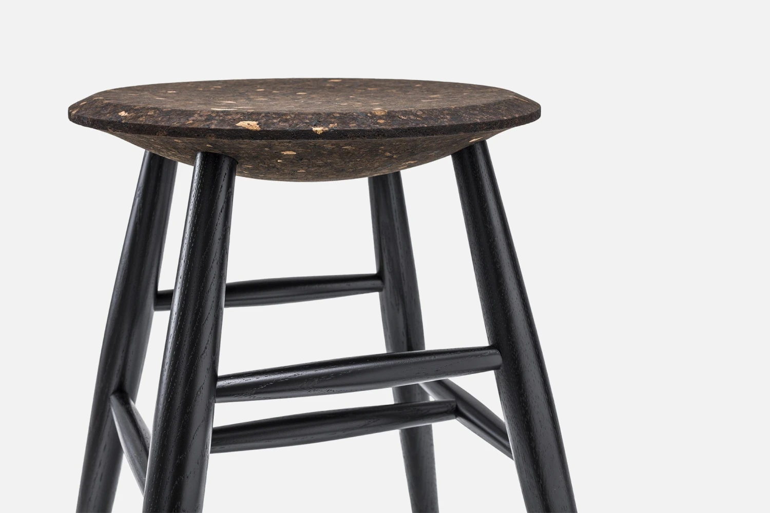 Hem-packshot-photo-Ernest_Winczyk-268_Hires_copy3.jpg Lars Beller Fjetland Drifted Stool Furniture