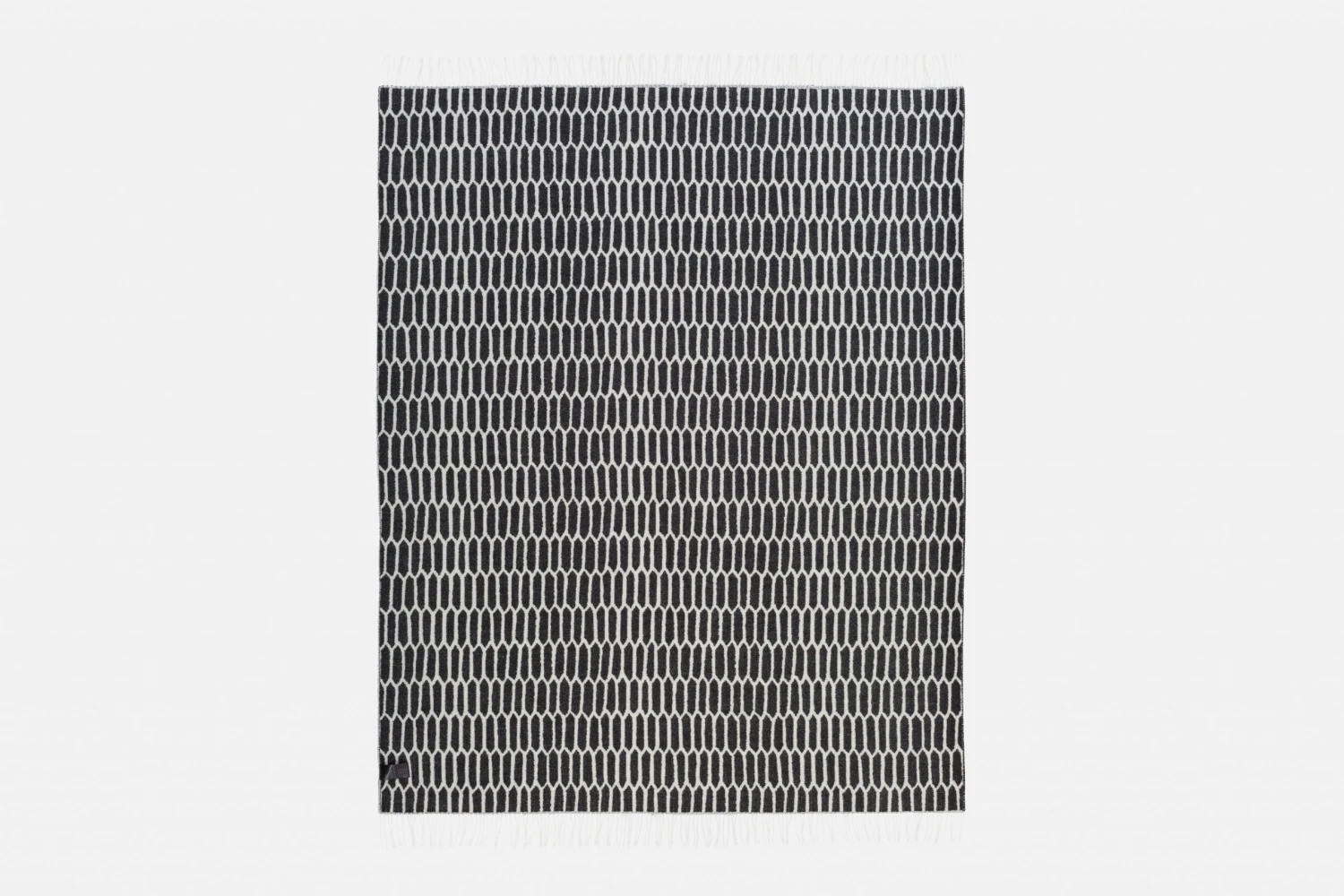 Sylvain Willenz Accessories Kenno Throw 6 Sylvain Willenz Accessories Kenno Throw