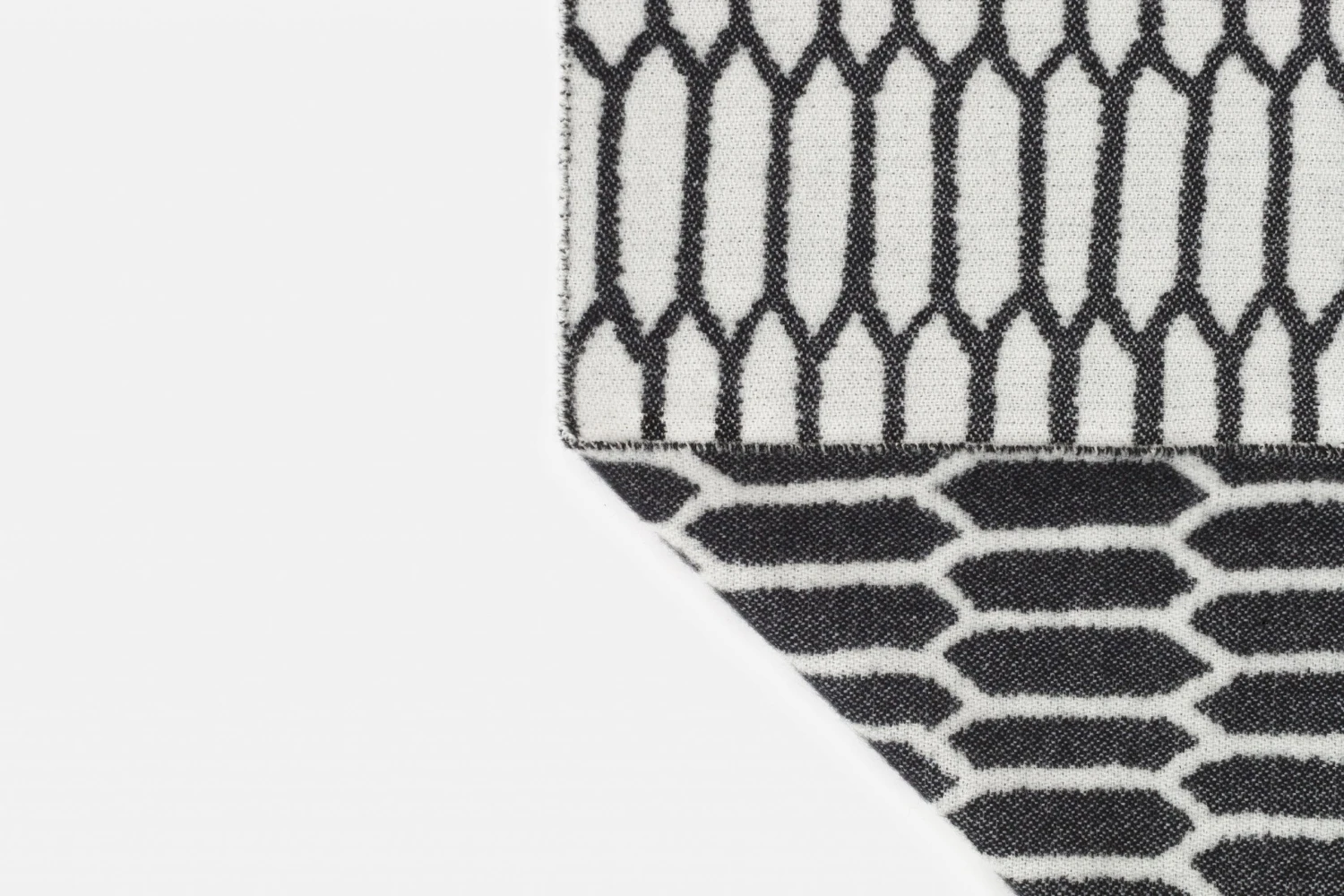 Sylvain Willenz Accessories Kenno Throw 4 Sylvain Willenz Accessories Kenno Throw