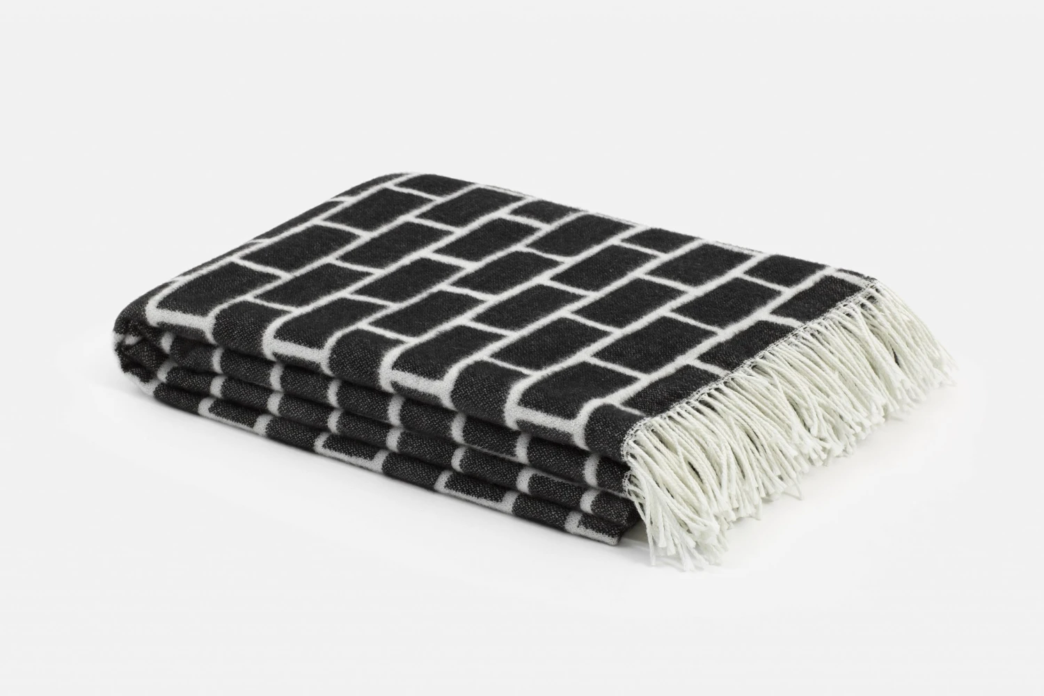 SCRIBBLE_THROW_3_3.jpg Sylvain Willenz Brick Throw Accessories