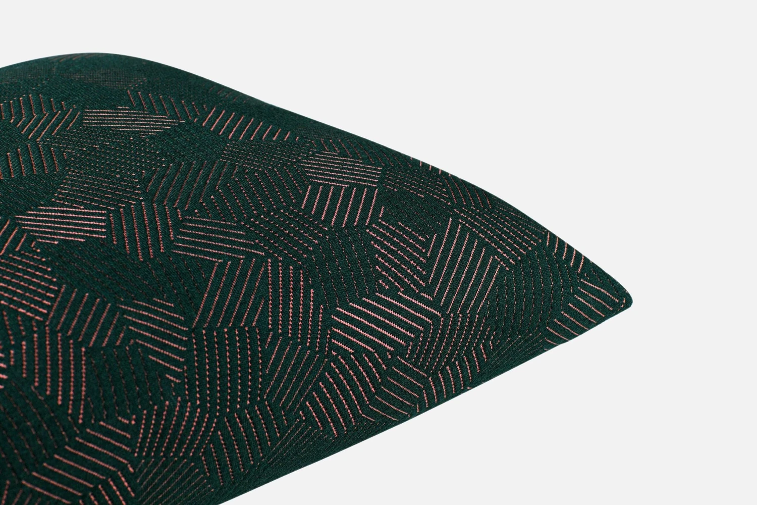 d2ae93c4-34c9-4cb5-8128-424dc692cfb5.jpeg Sylvain Willenz Storm Cushion Large